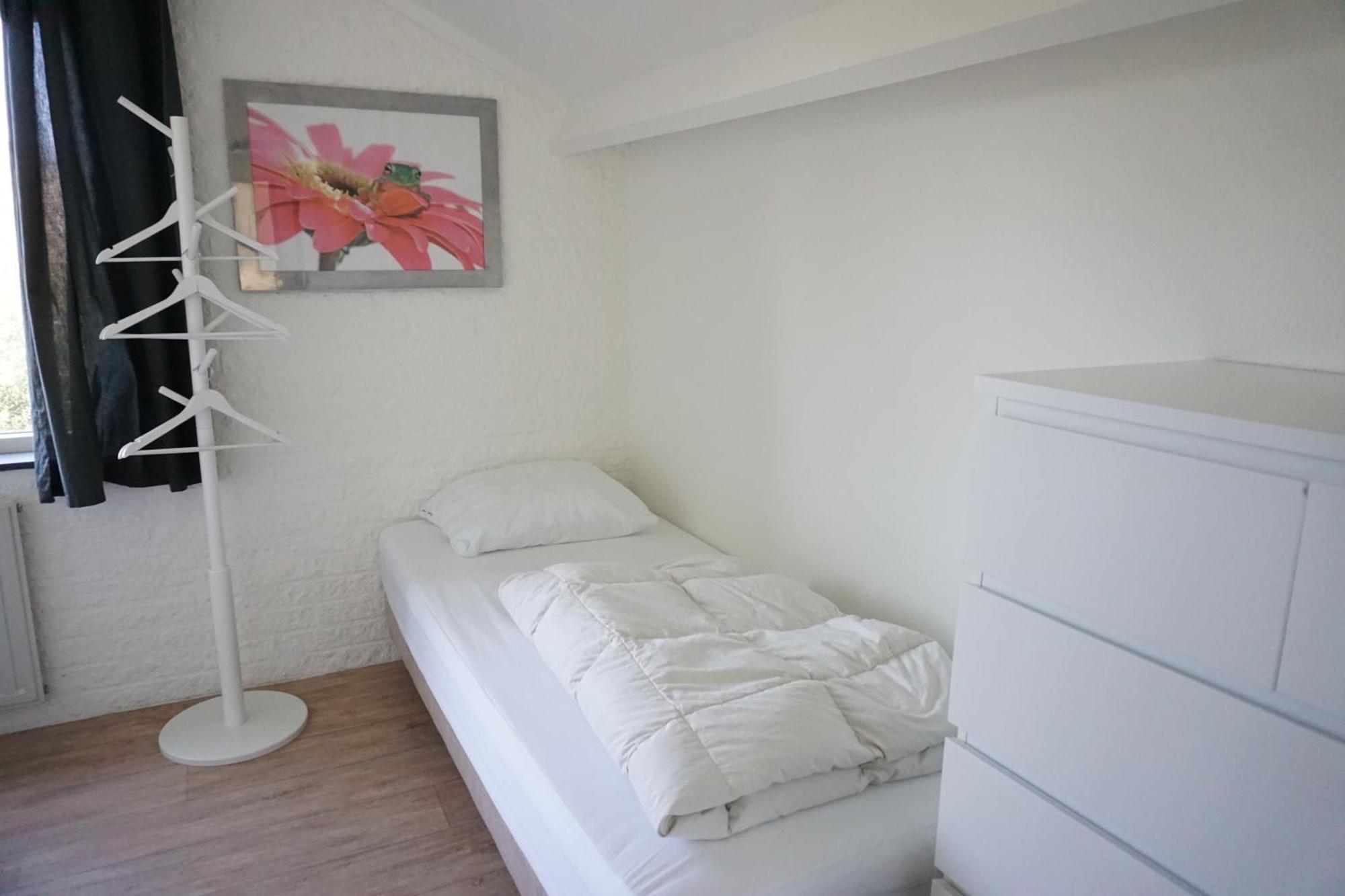 Holiday home Kustverhuur, Park Schoneveld, Strandparel 357 *